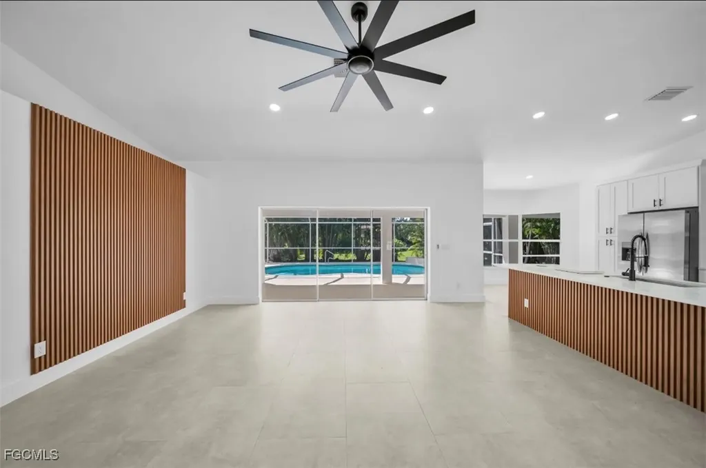 1712 SW 51st Street Cape Coral FL 33914