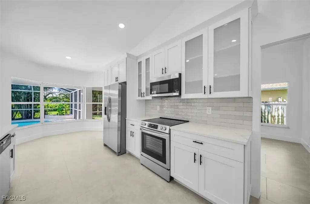 1712 SW 51st Street Cape Coral FL 33914