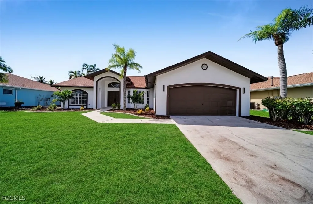 1712 SW 51st Street Cape Coral FL 33914