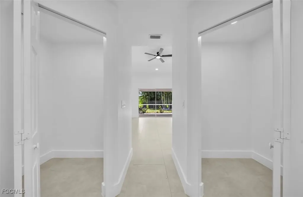 1712 SW 51st Street Cape Coral FL 33914
