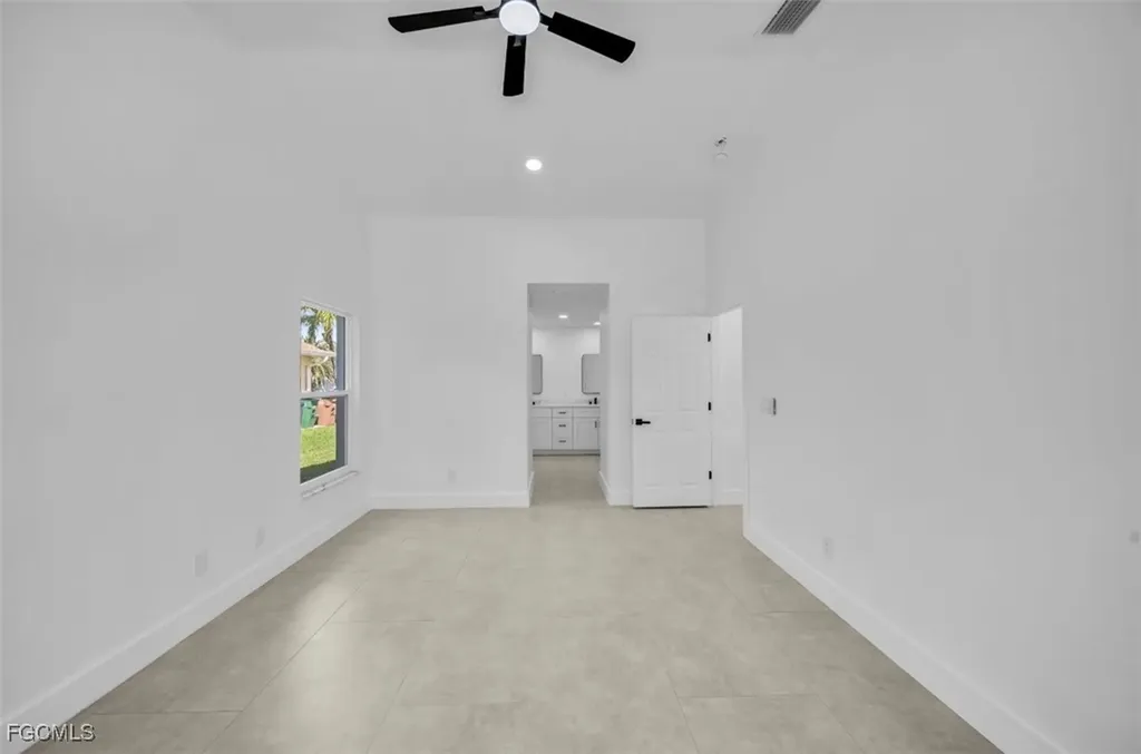 1712 SW 51st Street Cape Coral FL 33914