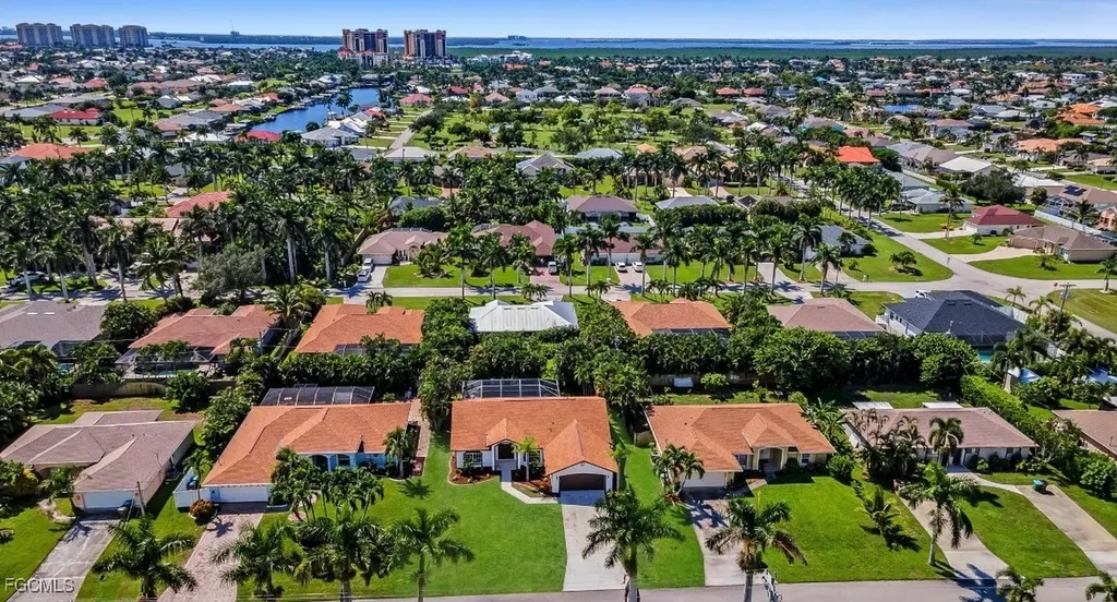 1712 SW 51st Street Cape Coral FL 33914