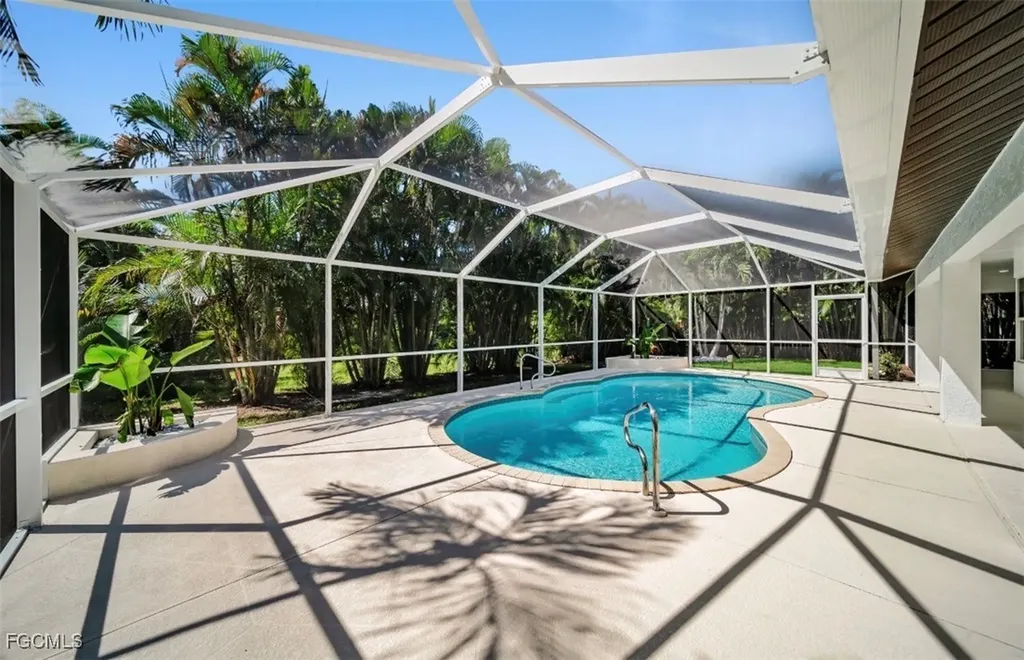 1712 SW 51st Street Cape Coral FL 33914