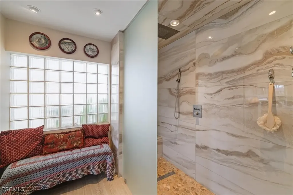 142 SW 51st Terrace Cape Coral FL 33914