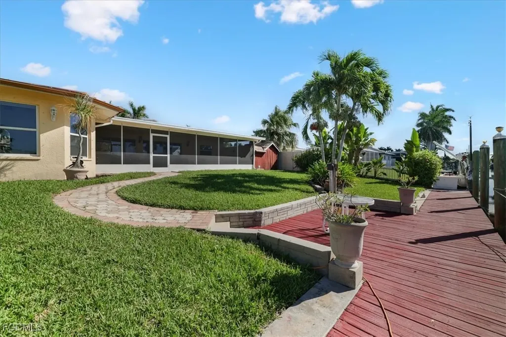 142 SW 51st Terrace Cape Coral FL 33914