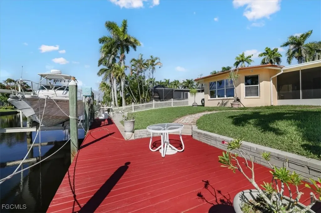 142 SW 51st Terrace Cape Coral FL 33914