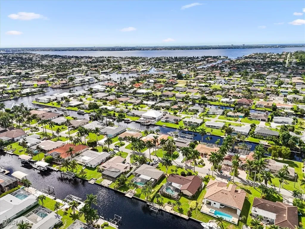 142 SW 51st Terrace Cape Coral FL 33914