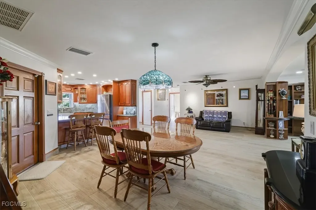 142 SW 51st Terrace Cape Coral FL 33914