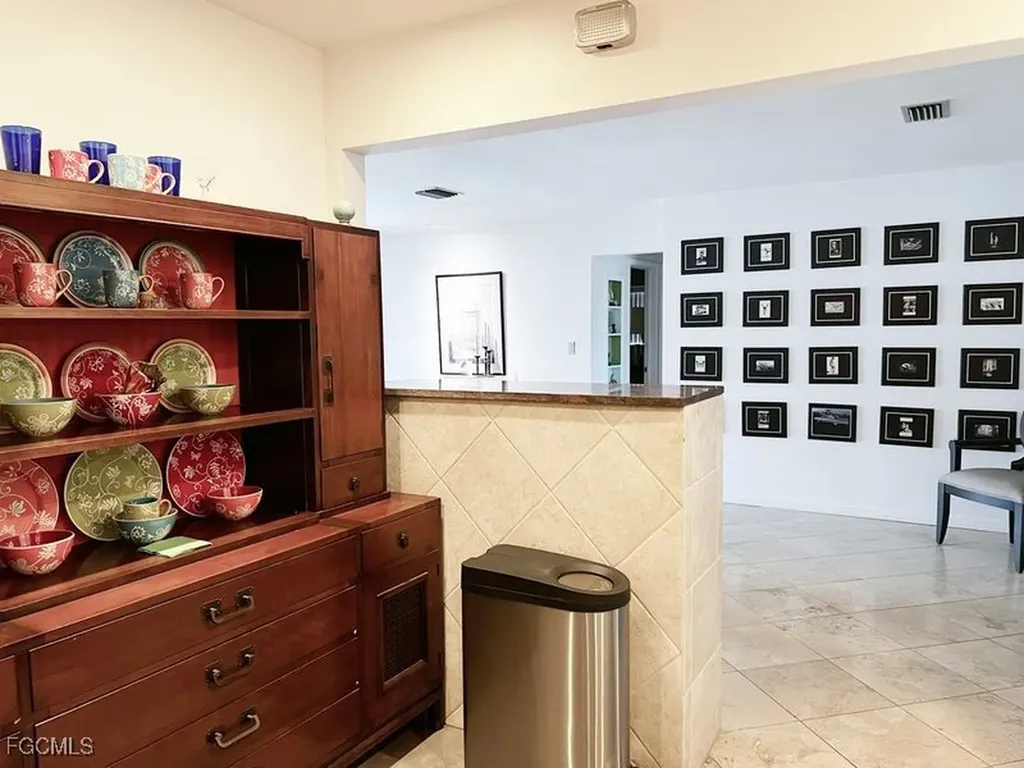 142 Palm Tree Lane Fort Myers FL 33905
