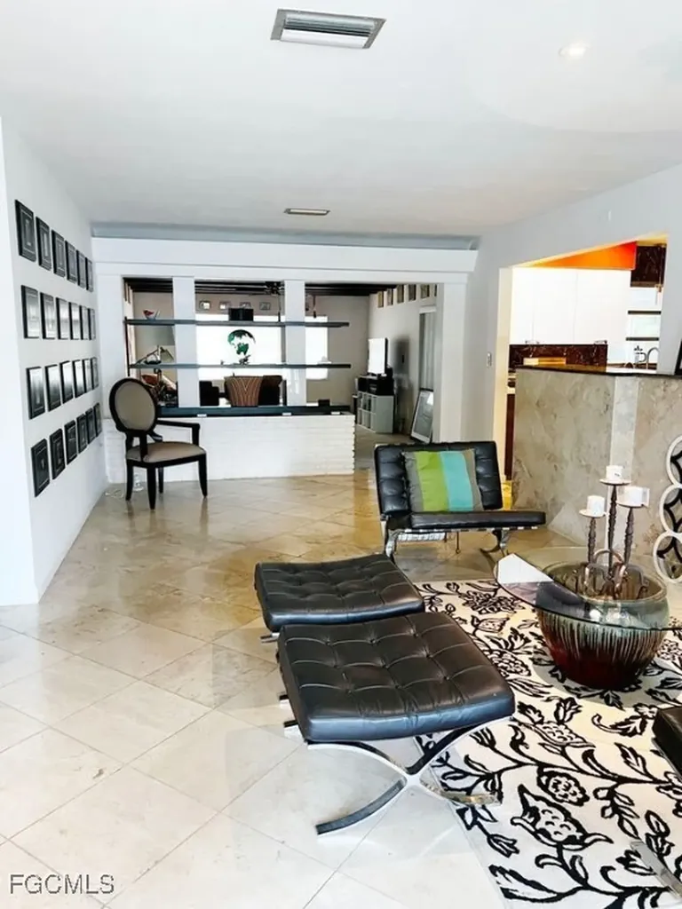 142 Palm Tree Lane Fort Myers FL 33905