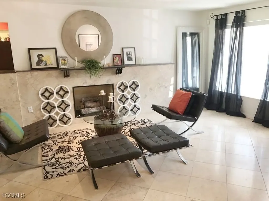 142 Palm Tree Lane Fort Myers FL 33905