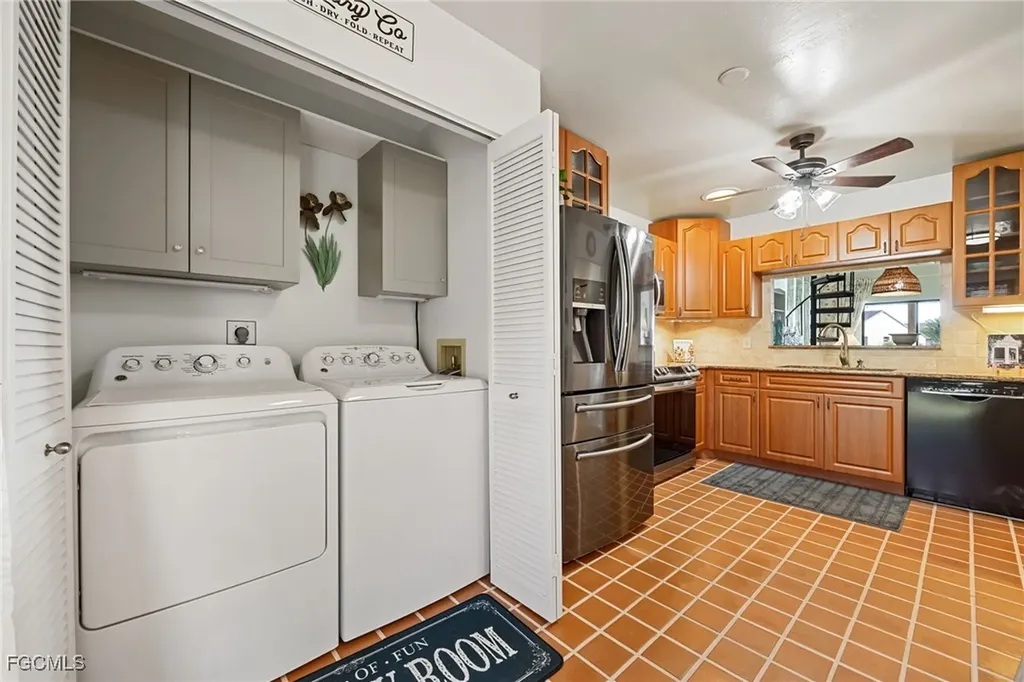 15466 Admiralty Circle North Fort Myers FL 33917