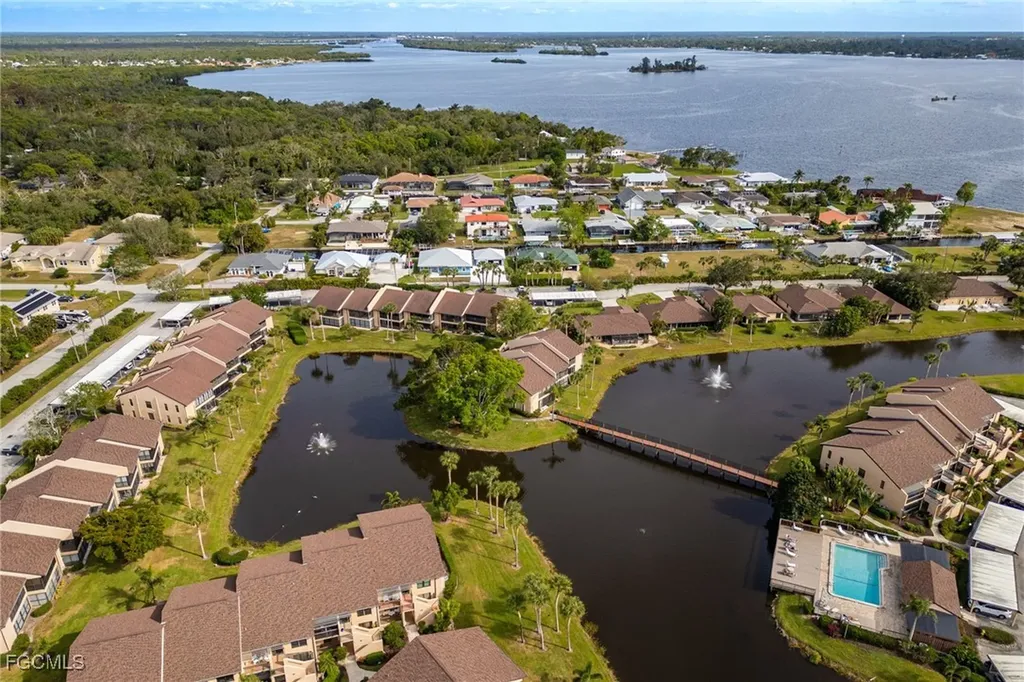 15466 Admiralty Circle North Fort Myers FL 33917