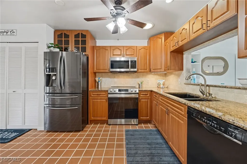 15466 Admiralty Circle North Fort Myers FL 33917