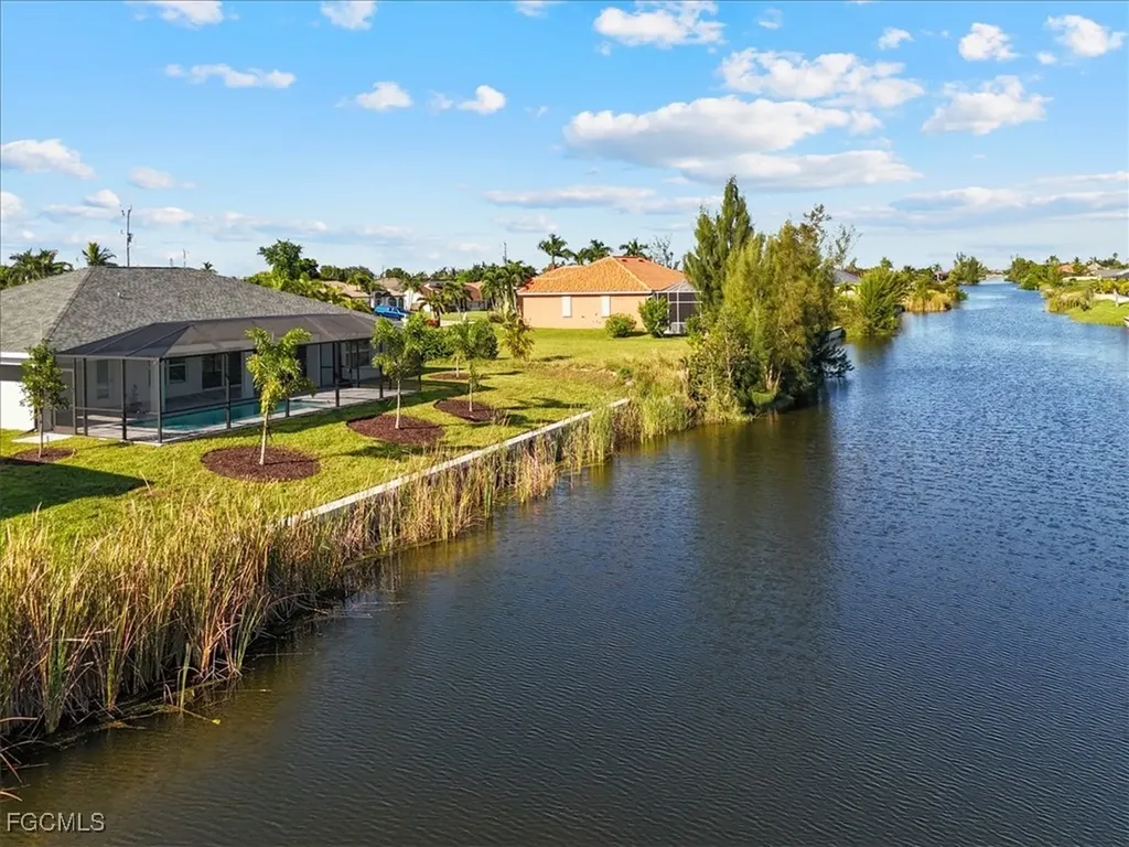 835 SW 28th Terrace Cape Coral FL 33914