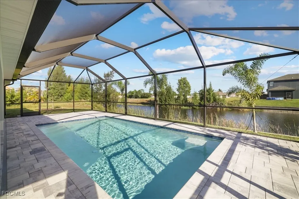 835 SW 28th Terrace Cape Coral FL 33914