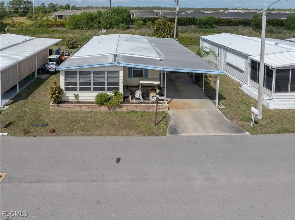 16037 Citron Way North Fort Myers FL 33903