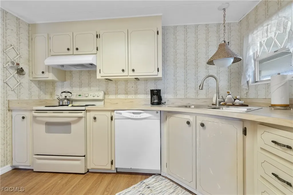 16037 Citron Way North Fort Myers FL 33903