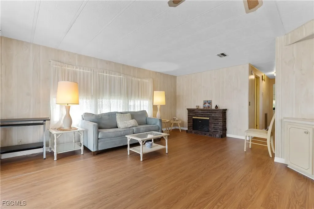 16037 Citron Way North Fort Myers FL 33903