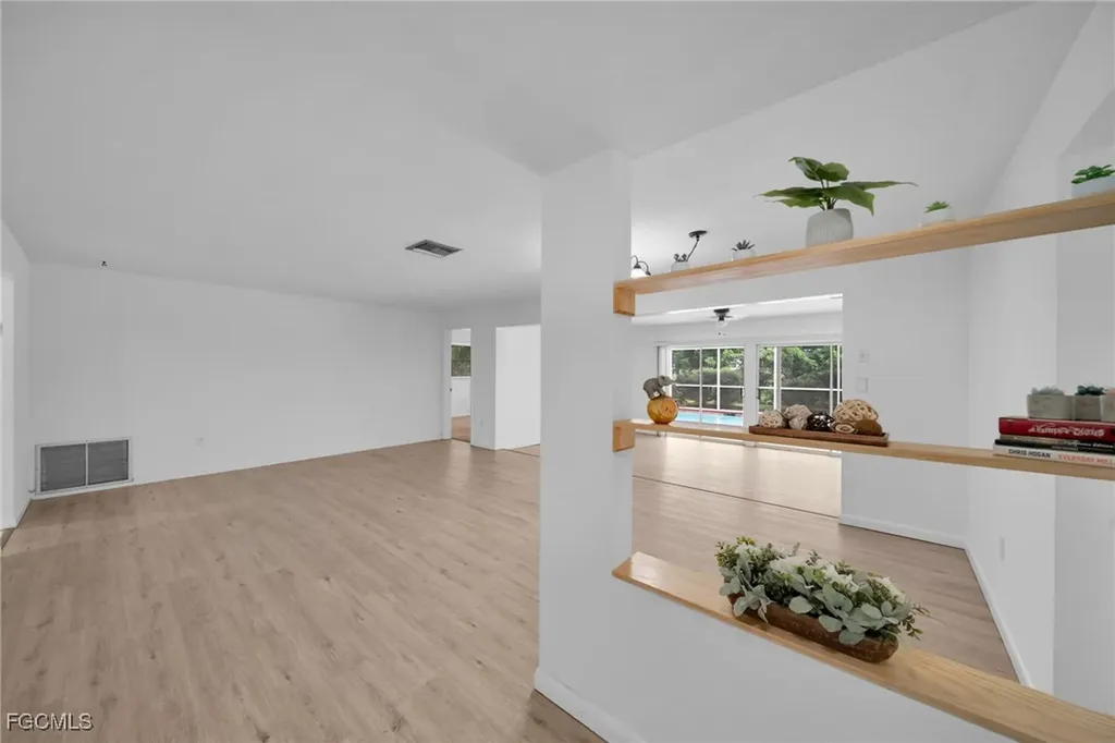 1563 Covington Circle E Fort Myers FL 33919