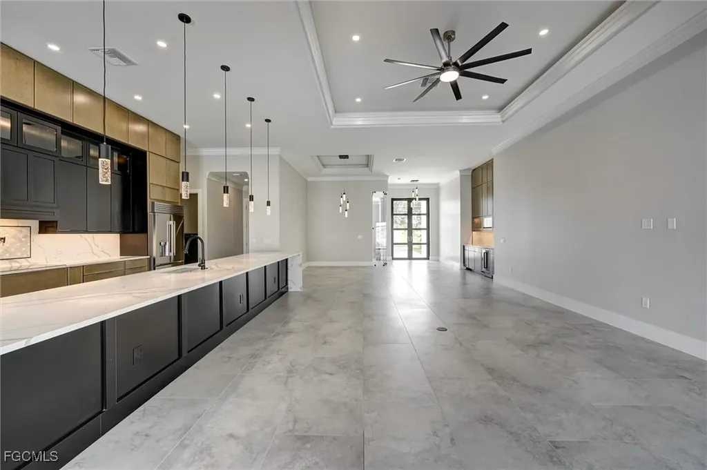 809 Miramar Court Cape Coral FL 33904
