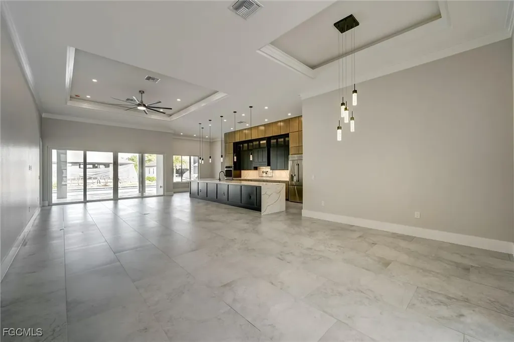 809 Miramar Court Cape Coral FL 33904