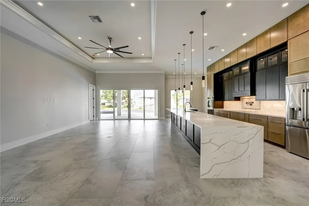 809 Miramar Court Cape Coral FL 33904