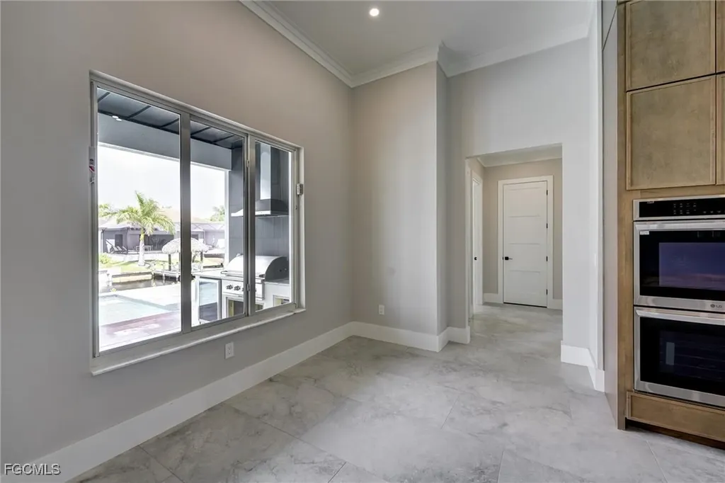 809 Miramar Court Cape Coral FL 33904