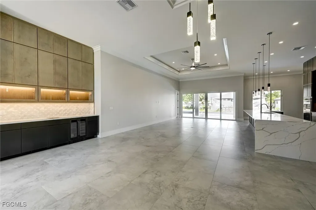 809 Miramar Court Cape Coral FL 33904