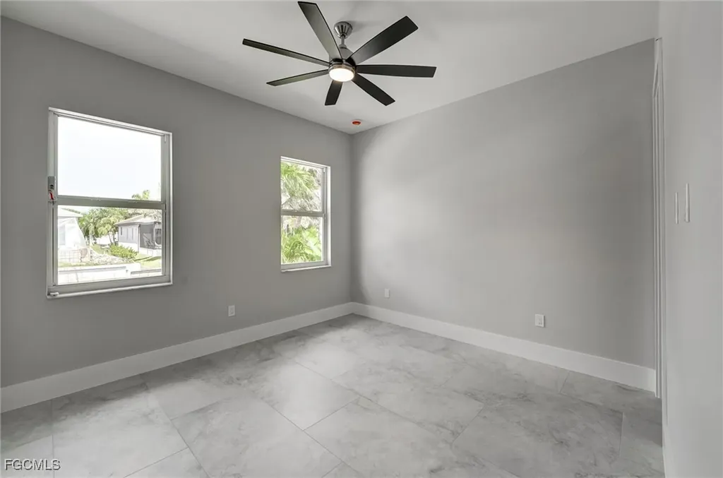 809 Miramar Court Cape Coral FL 33904