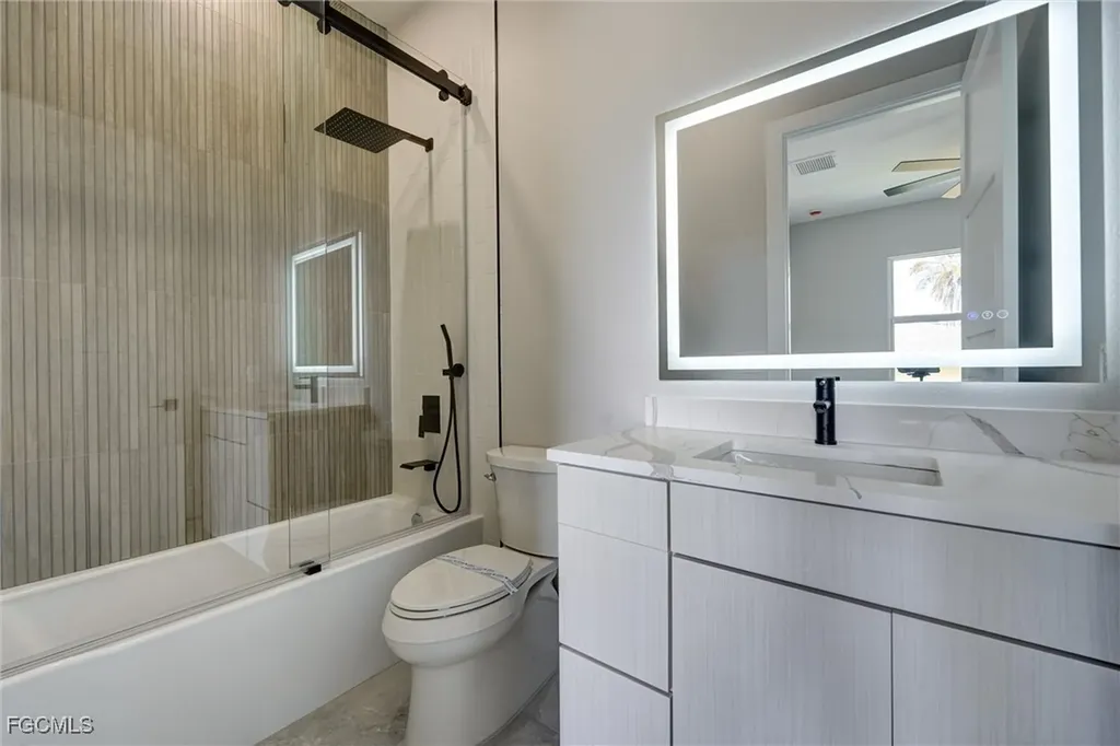 809 Miramar Court Cape Coral FL 33904