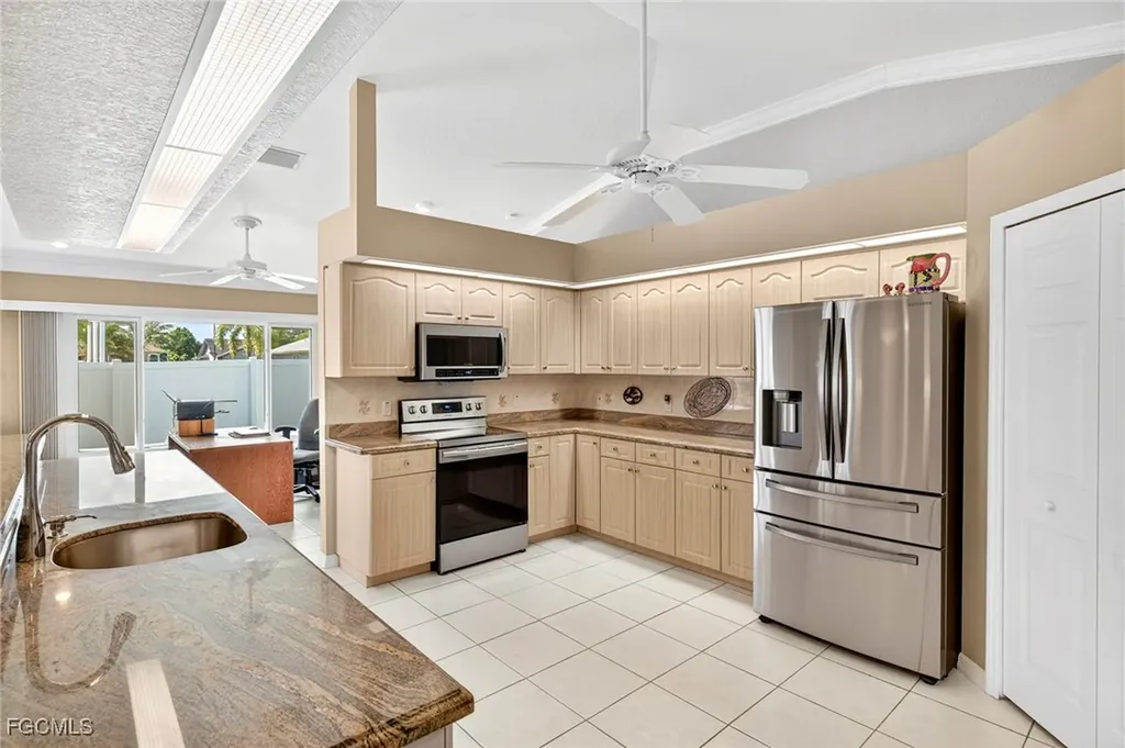624 SE 23rd Terrace Cape Coral FL 33990