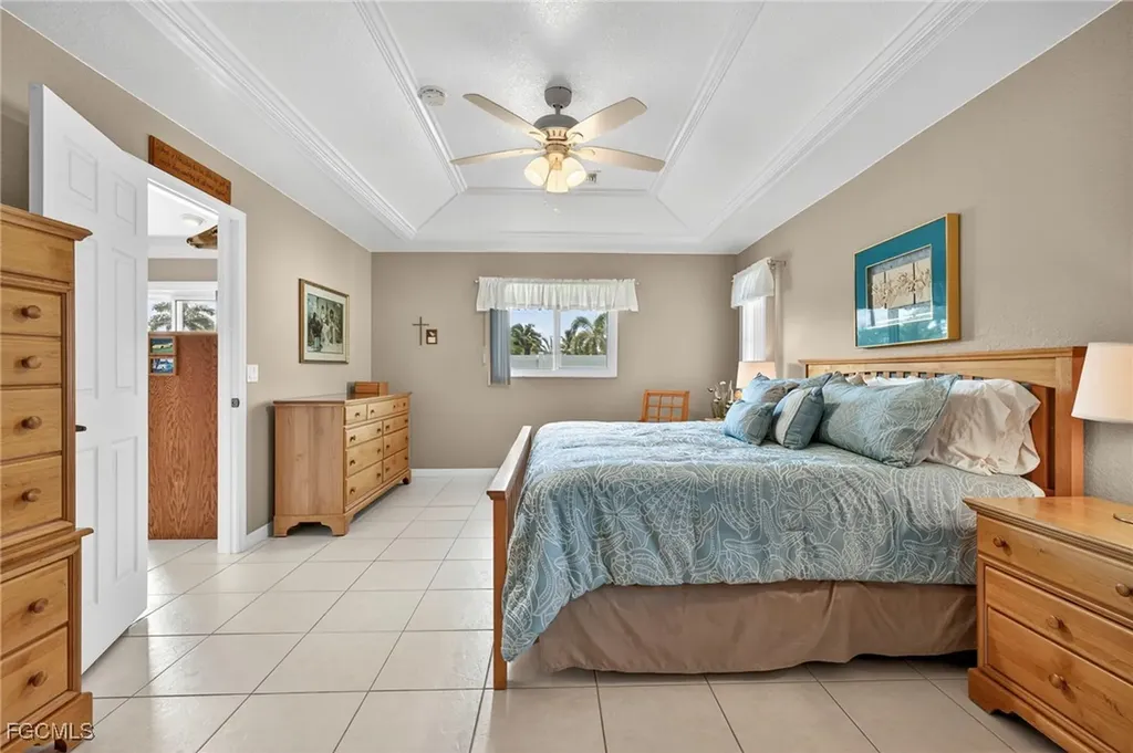 624 SE 23rd Terrace Cape Coral FL 33990