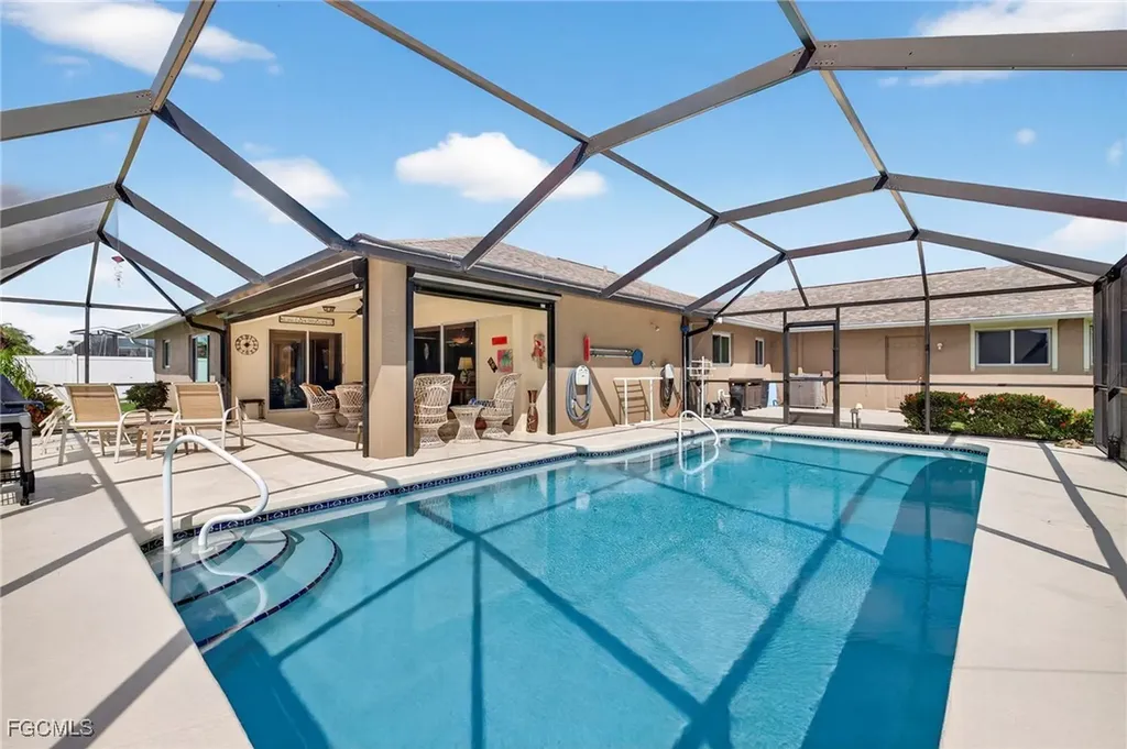 624 SE 23rd Terrace Cape Coral FL 33990