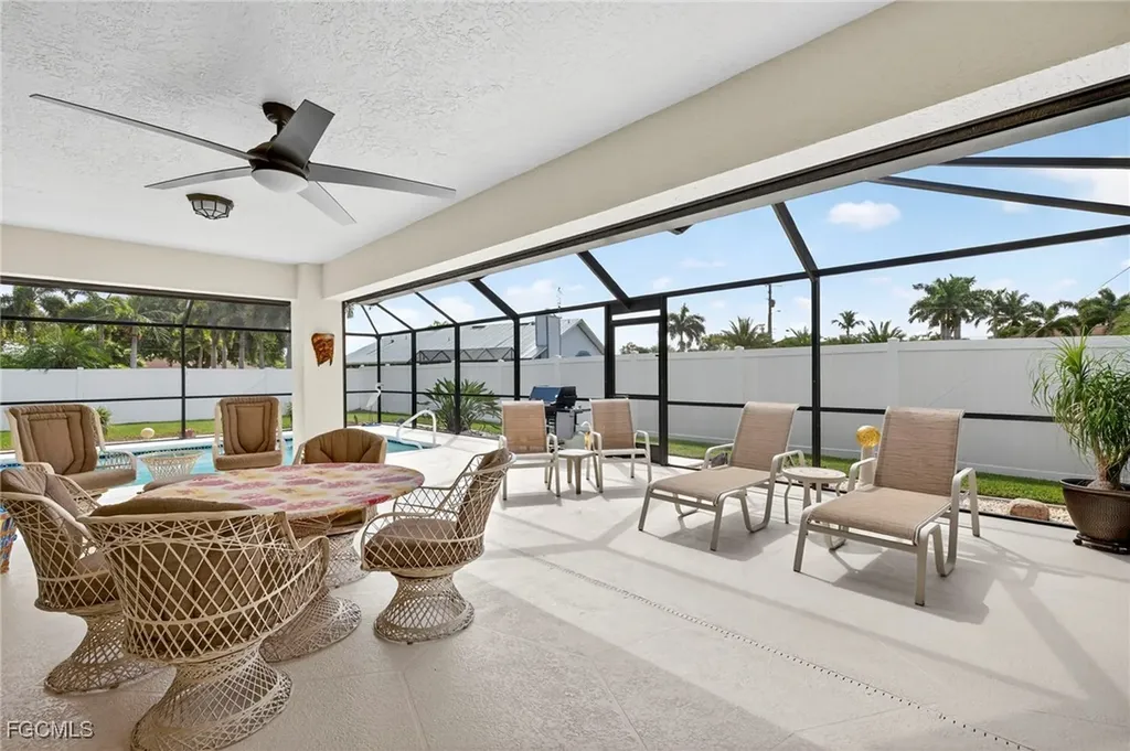 624 SE 23rd Terrace Cape Coral FL 33990