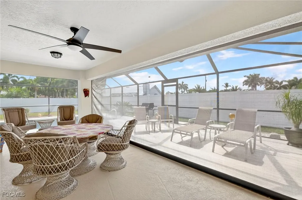 624 SE 23rd Terrace Cape Coral FL 33990