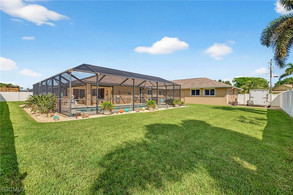 624 SE 23rd Terrace Cape Coral FL 33990