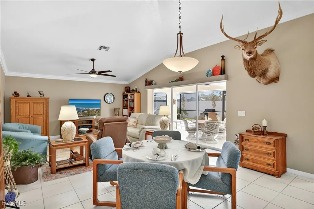 624 SE 23rd Terrace Cape Coral FL 33990