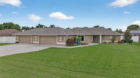 624 SE 23rd Terrace Cape Coral FL 33990