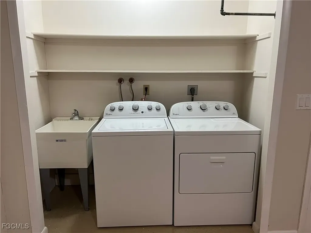 1382 Myerlee Country Club Boulevard Fort Myers FL 33919