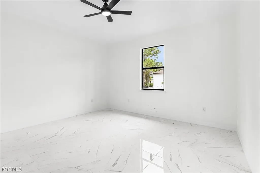 614 NW 9th Street Cape Coral FL 33993