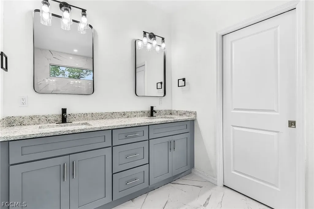 614 NW 9th Street Cape Coral FL 33993