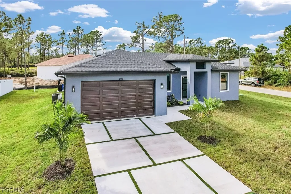 614 NW 9th Street Cape Coral FL 33993