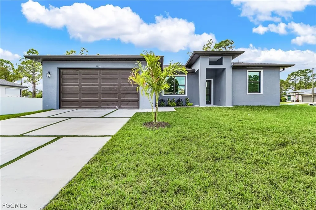 614 NW 9th Street Cape Coral FL 33993