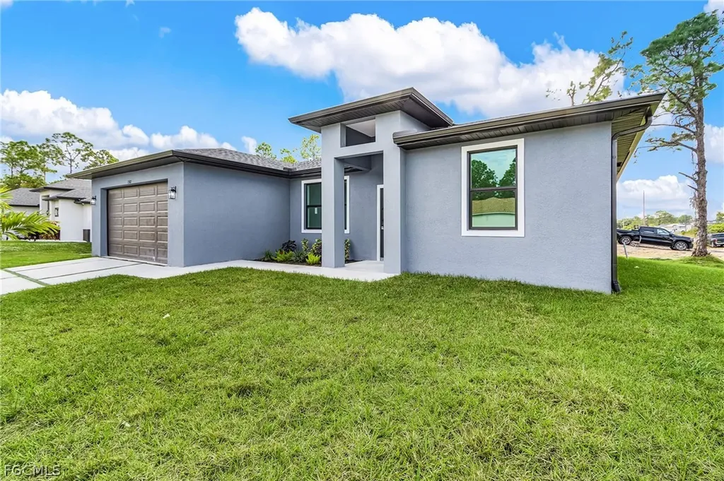 614 NW 9th Street Cape Coral FL 33993