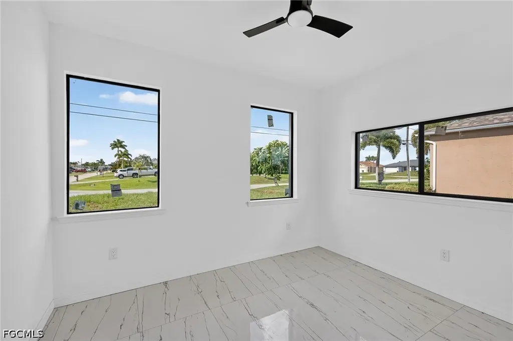 614 NW 9th Street Cape Coral FL 33993