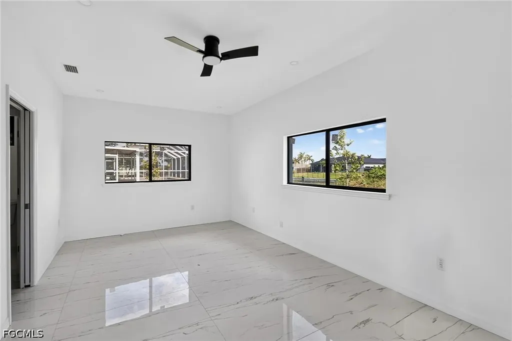 614 NW 9th Street Cape Coral FL 33993
