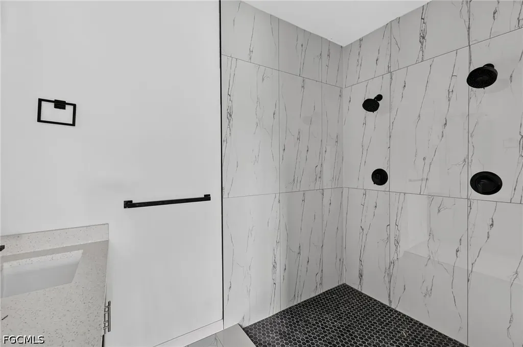 614 NW 9th Street Cape Coral FL 33993