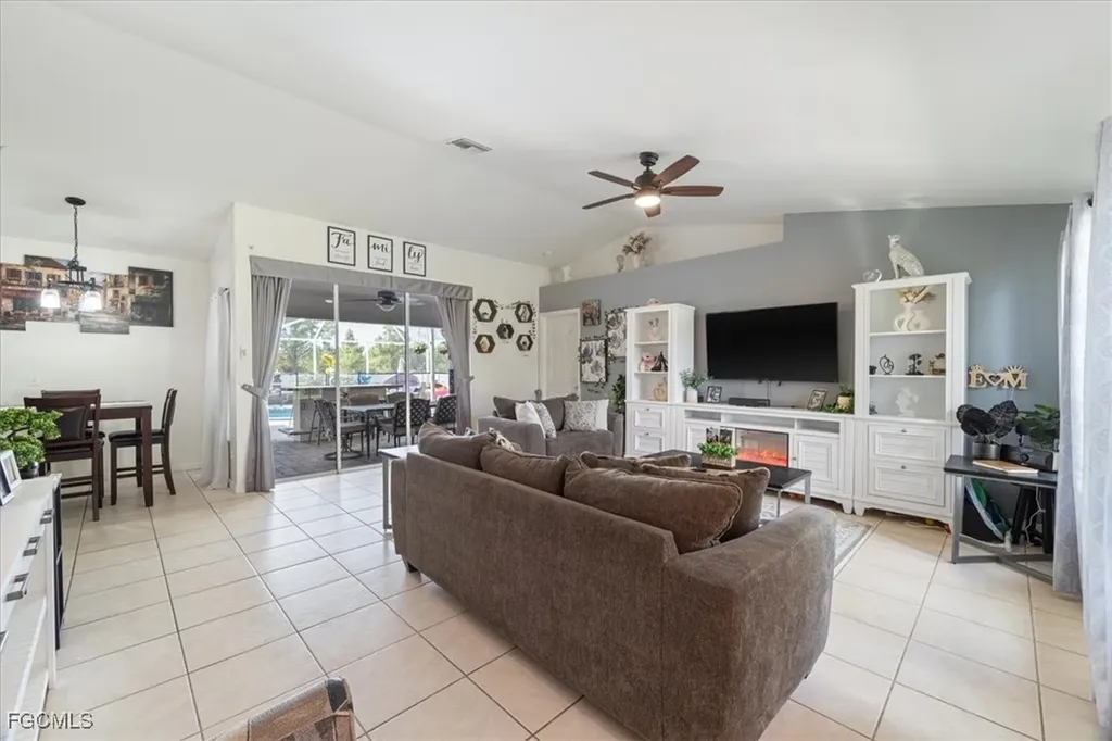 1021 Alvin Avenue Lehigh Acres FL 33971