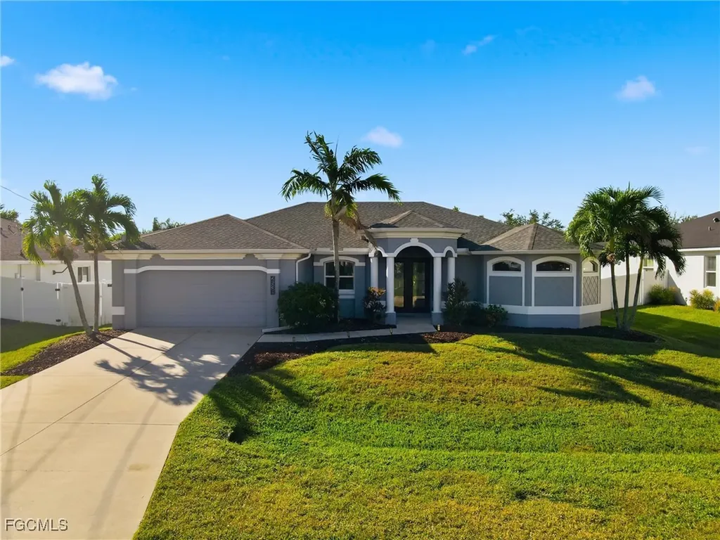 2538 SW 35th Lane Cape Coral FL 33914